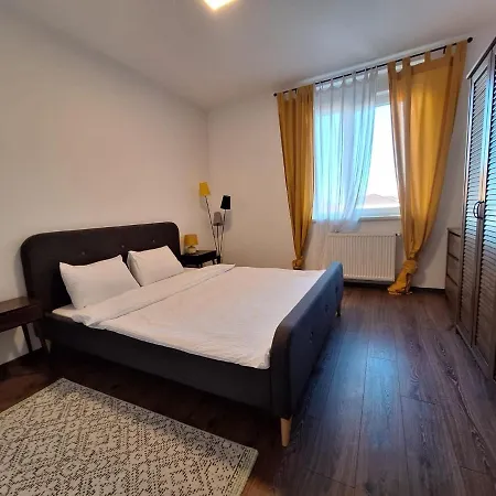 דירה Mirvana Metheor Executive *