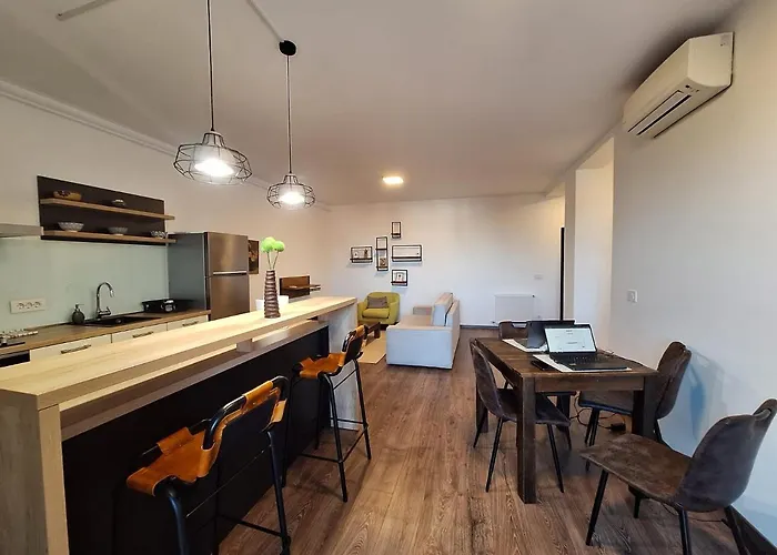 Mirvana Metheor Executive Apartment