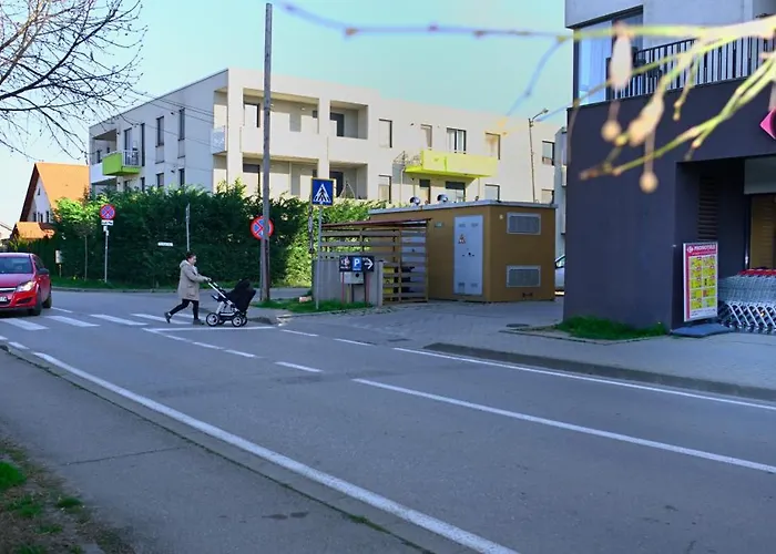 Apartment Mirvana Metheor Executive