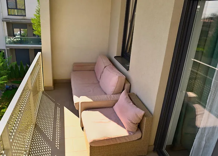 Mirvana Metheor Executive Apartment